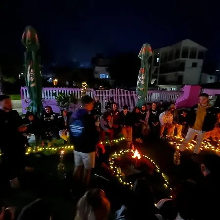旅馆 Casa Barbie Costinesti - Oferim Intrare Gratuita La Nibiru Si Este La Doar 3 Min Pe Jos *