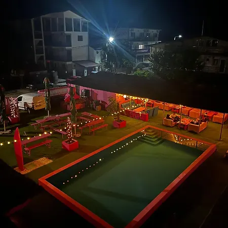 Casa Barbie بيت شباب