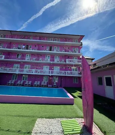 Casa Barbie Costinesti - Oferim Intrare Gratuita La Nibiru Si Este La Doar 3 Min Pe Jos
