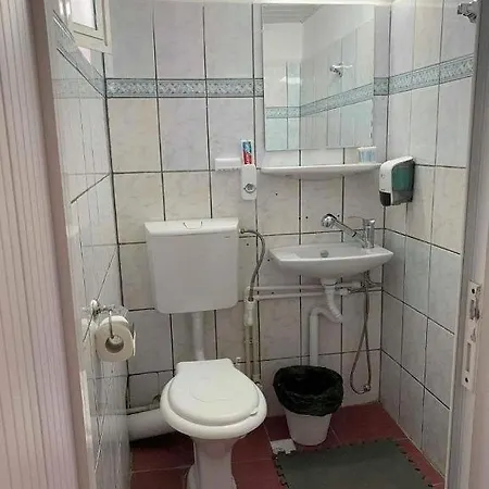 بيت شباب Casa Barbie