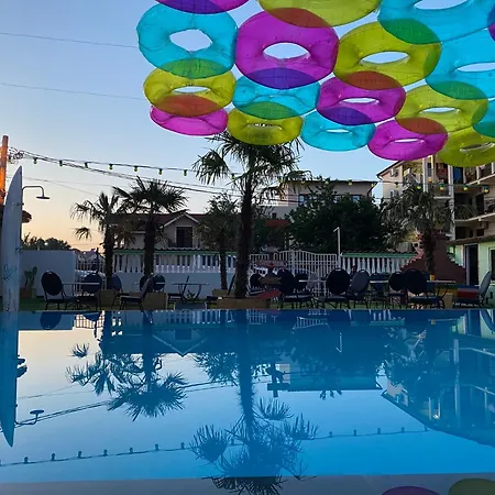 Casa Barbie Costinesti - Oferim Intrare Gratuita La Nibiru Si Este La Doar 3 Min Pe Jos 旅馆 *