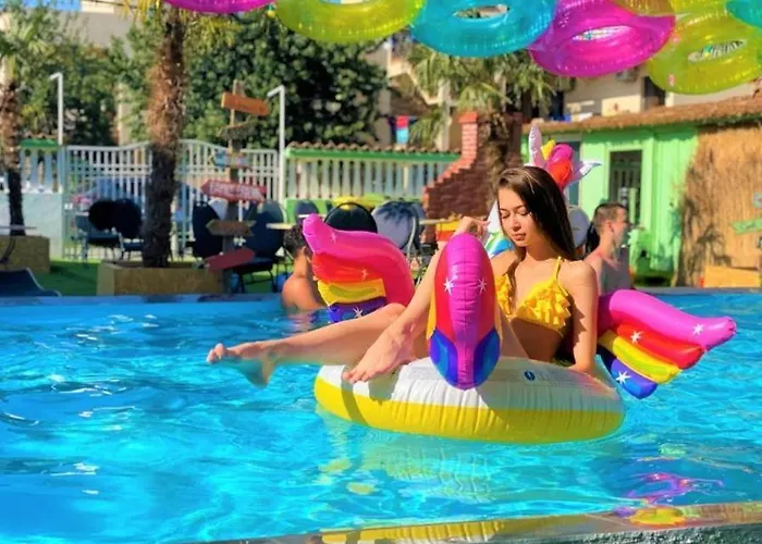 Hostel Casa Barbie Costinești